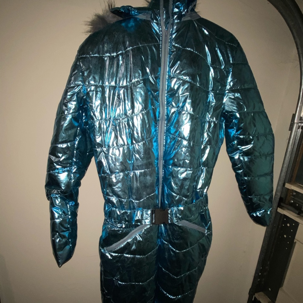Onesie snow /ski suit shiny blue w zipoff fur hood